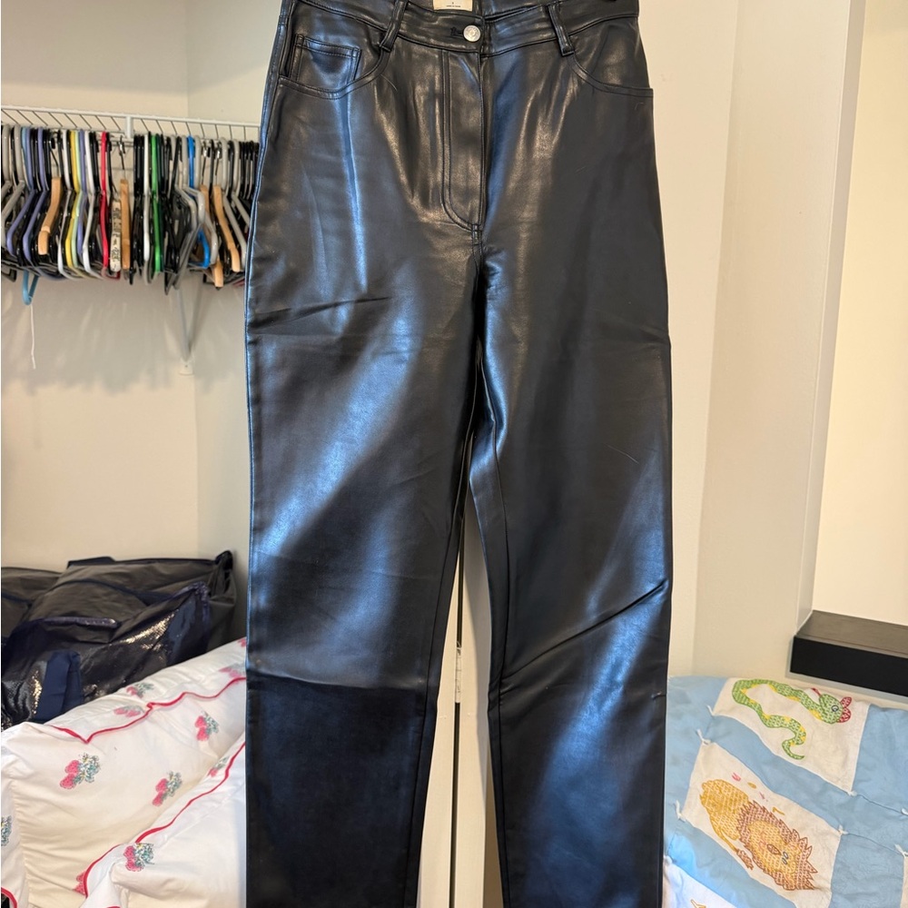 Aritzia Black Straight Leg Pants